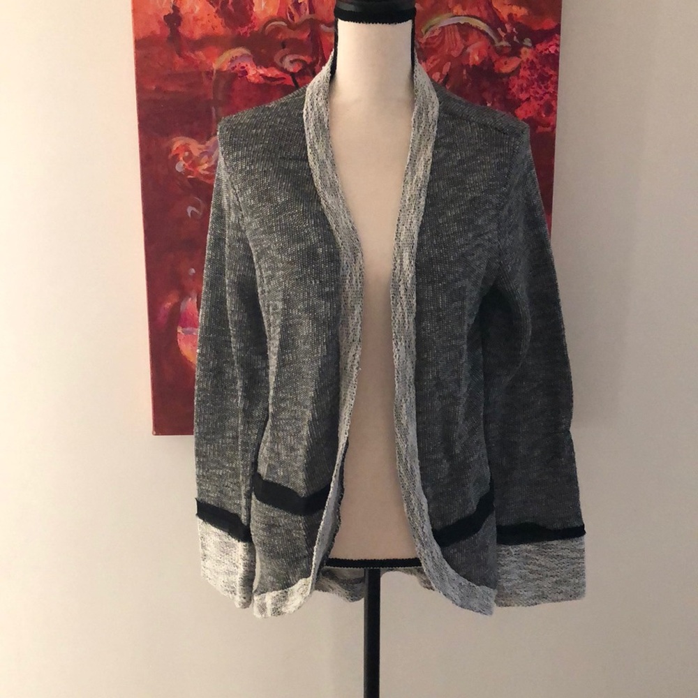 AB studio cardigan black and white knit